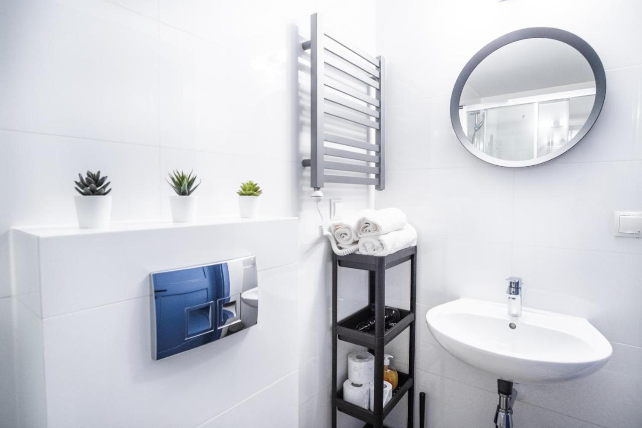 Tower Street Apartments คราคูฟ ภายนอก รูปภาพ